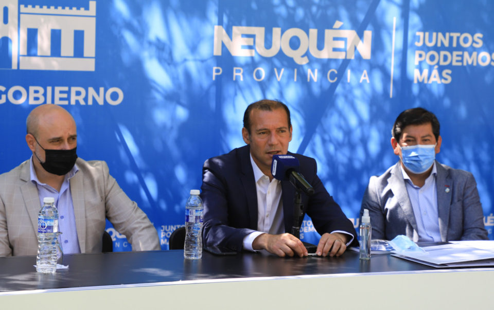 Imagen del gobernador, Ministro de Turismo Sandro Badilla y Jefe de Gabinete Sebastián Gonzalez